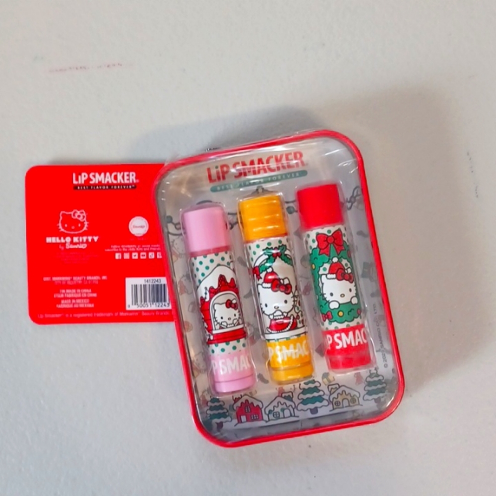 Hello kitty x lip smackers Christmas limited edition collectable Tin & lip blam